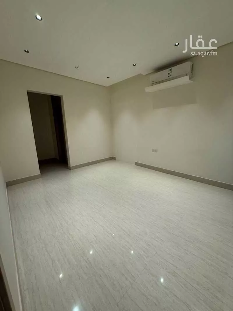 4 bedroom floor in Al Safa 4