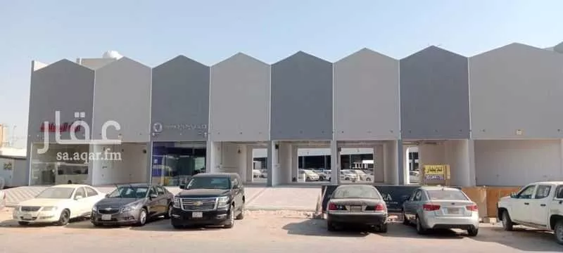 645 sqm shop in Dahiat King Fahd 4
