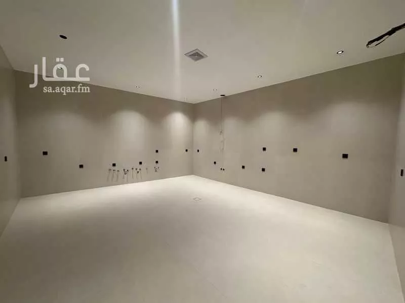 6 bedroom villa in Al Bahr, Eastern Province 21