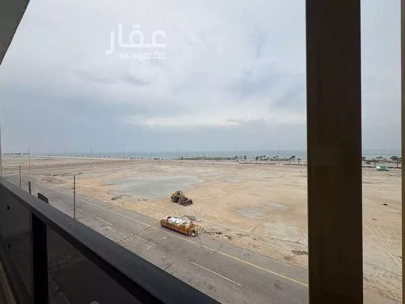 4 bedroom apartment in Al Fanar 4