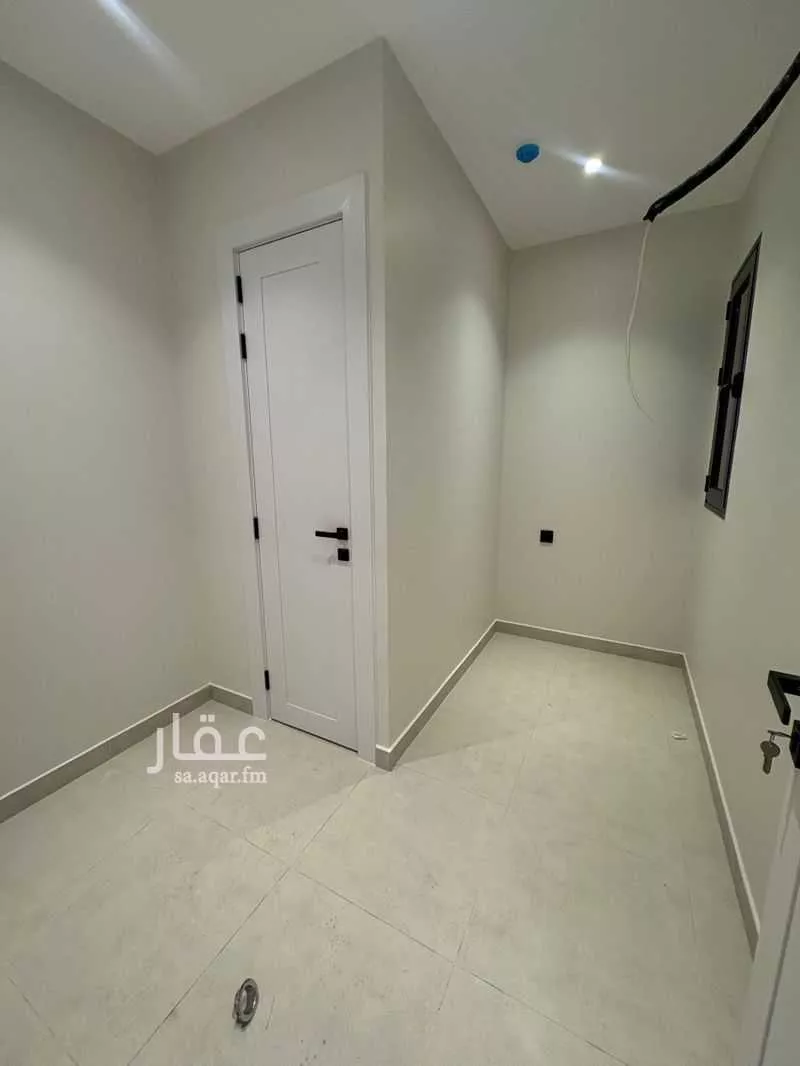 4 bedroom apartment in Al Fanar, Eastern Province 10