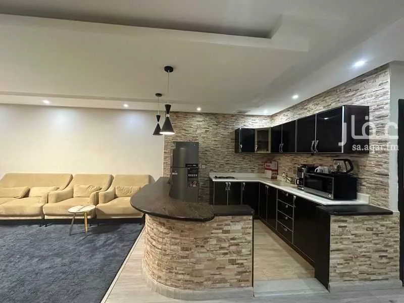 شقة 3 غرف في الحمرا 2