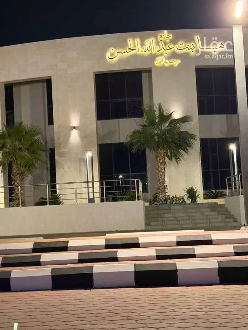 شقة 7 غرف في طيبة