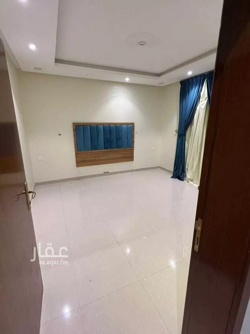 مكتب 1050 م² في ظهرة لبن 3