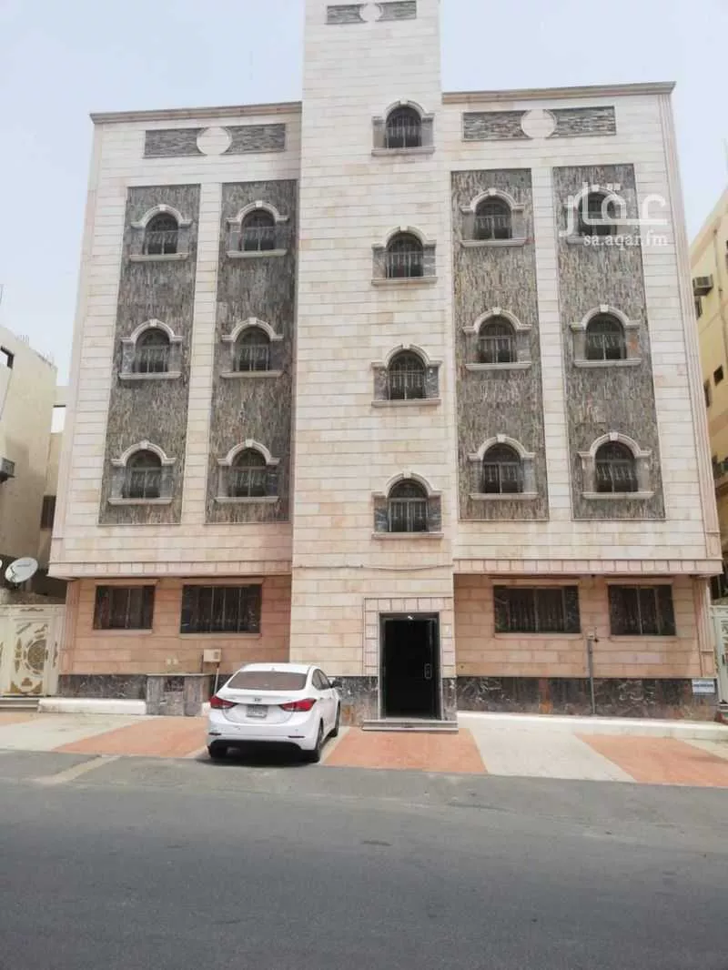 5 bedroom apartment in Al Taneem