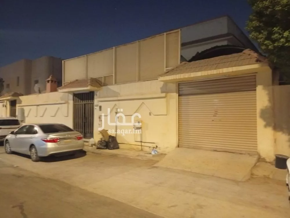 8 bedroom villa in Al Rawabi 4