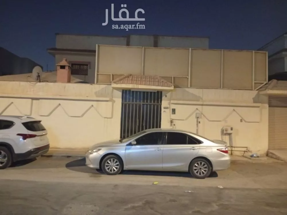 8 bedroom villa in Al Rawabi 2