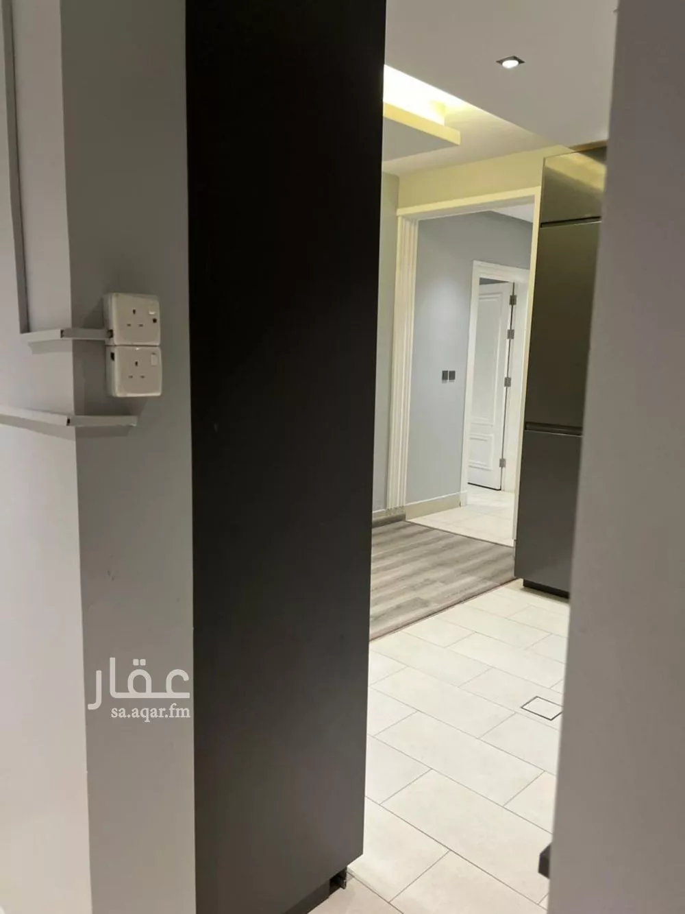 شقة 3 غرف في الملقا 5