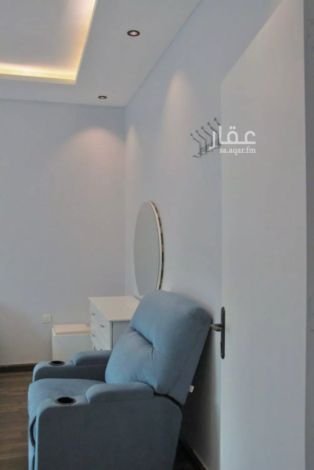 شقة 3 غرف في الملقا 2