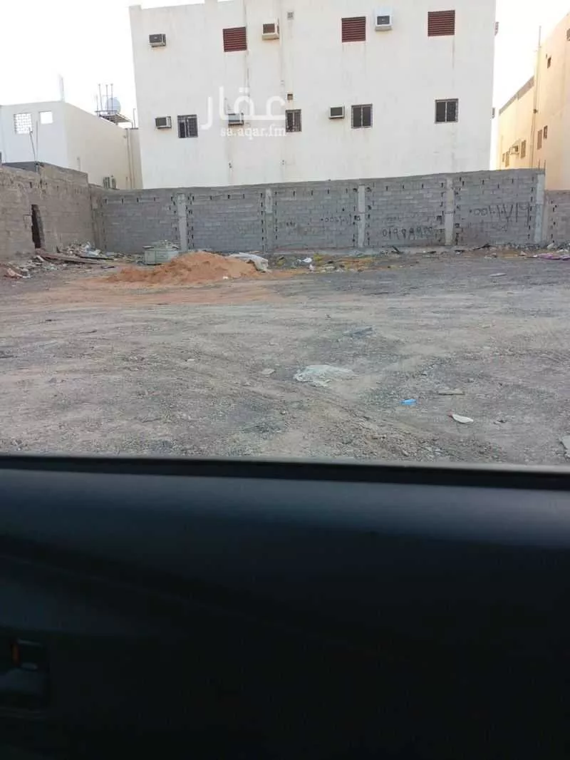 أرض 530 م² في السكة الحديدية 3