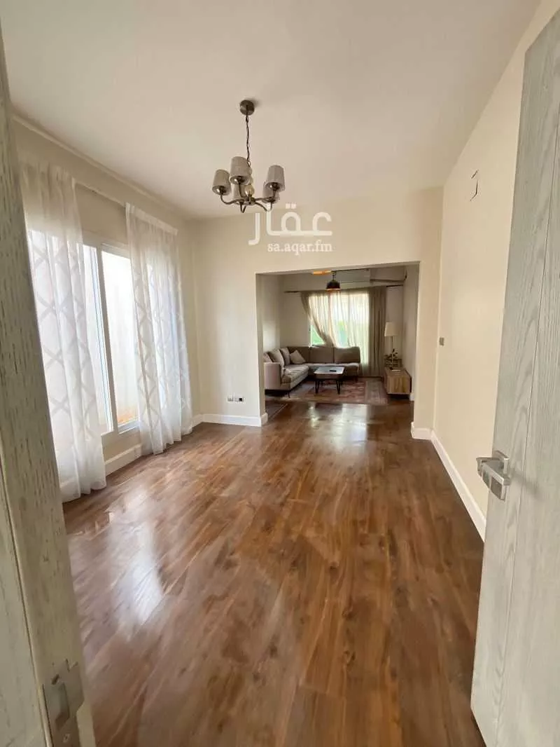 فيلا 8 غرف في الرمال 2