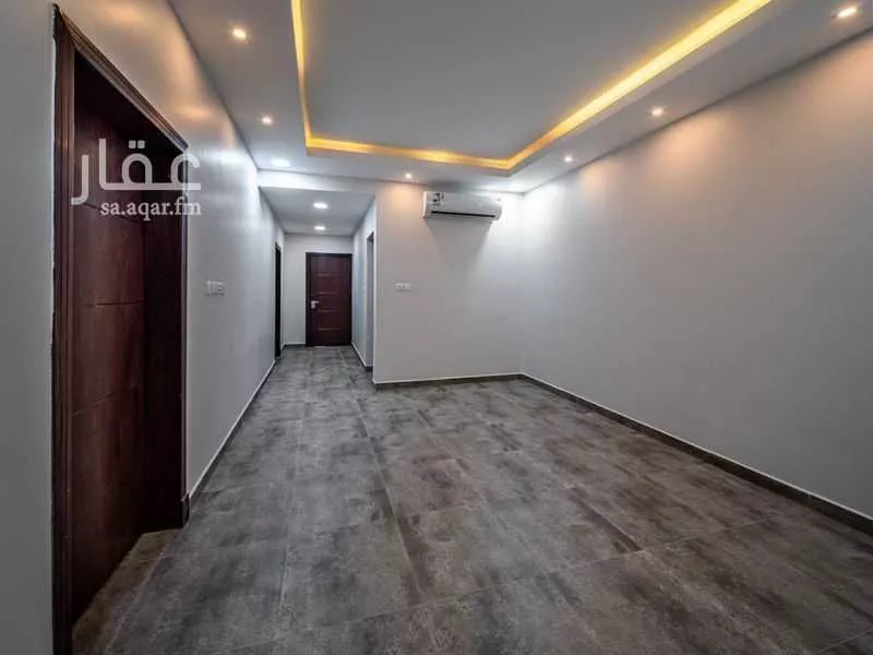 عمارة 1280 م² في الشعلة 3