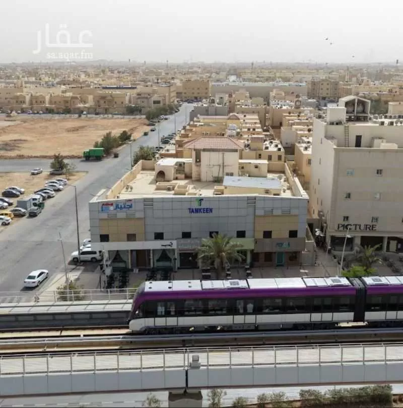 مكتب 1475 م² في الحمراء 2