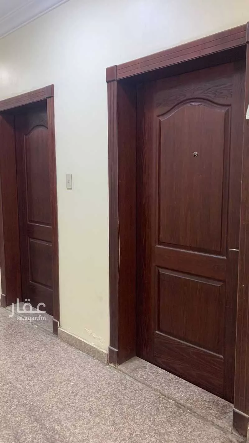 1100 sqm building in Al Jalawiyah 3
