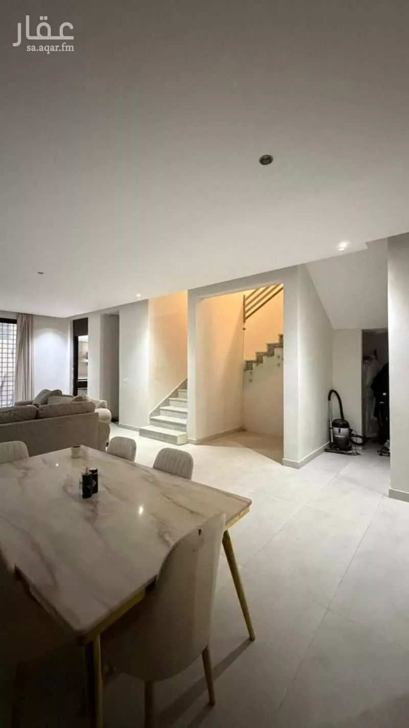 فيلا 6 غرف في النرجس 3