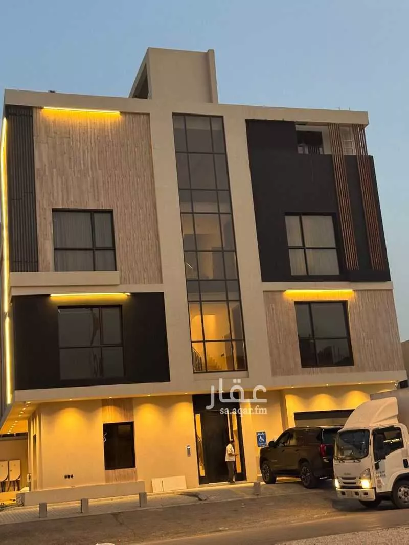 4 bedroom floor in Al Qairawan 1