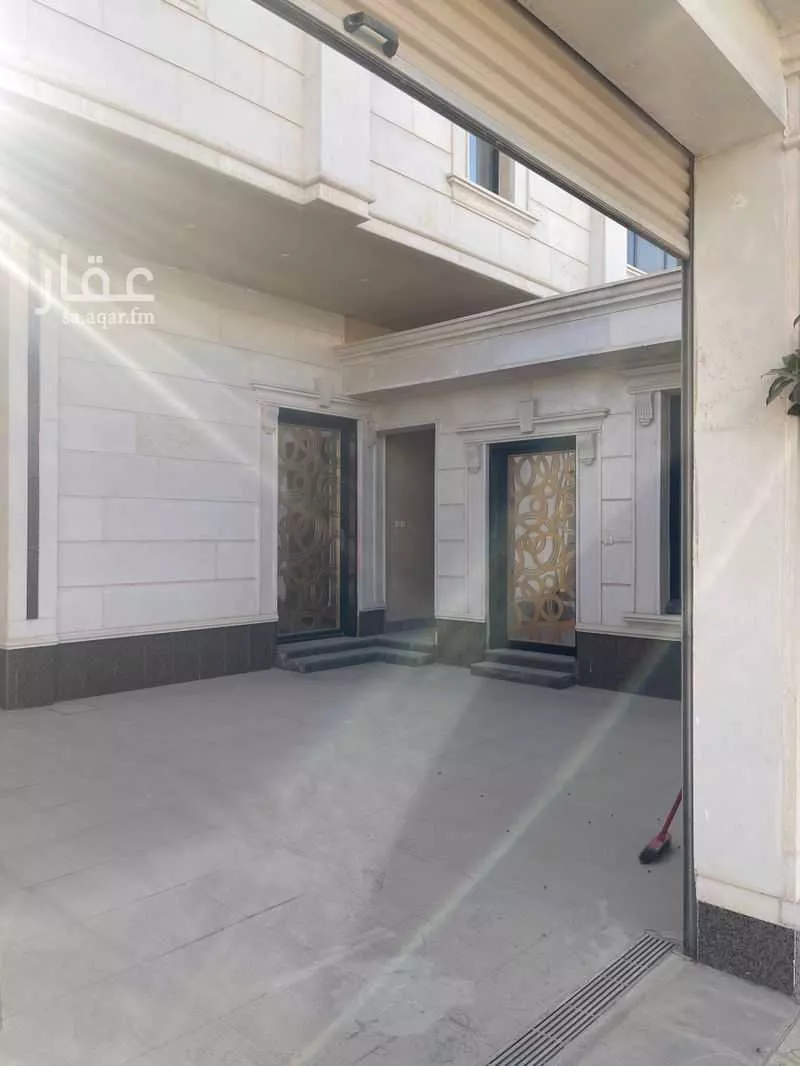 7 bedroom villa in Al Malqa 3