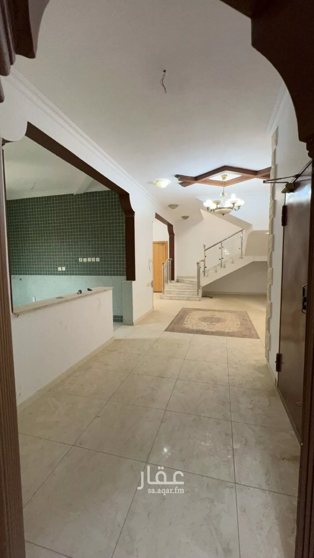 فيلا 5 غرف في العقيق 1