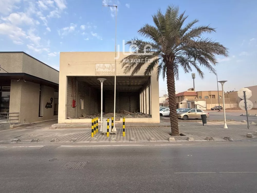 محل 1225 م² في اشبيلية 2