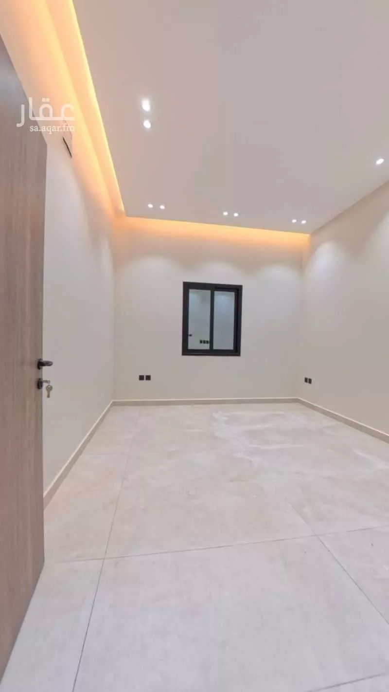 5 bedroom apartment in Badr 4