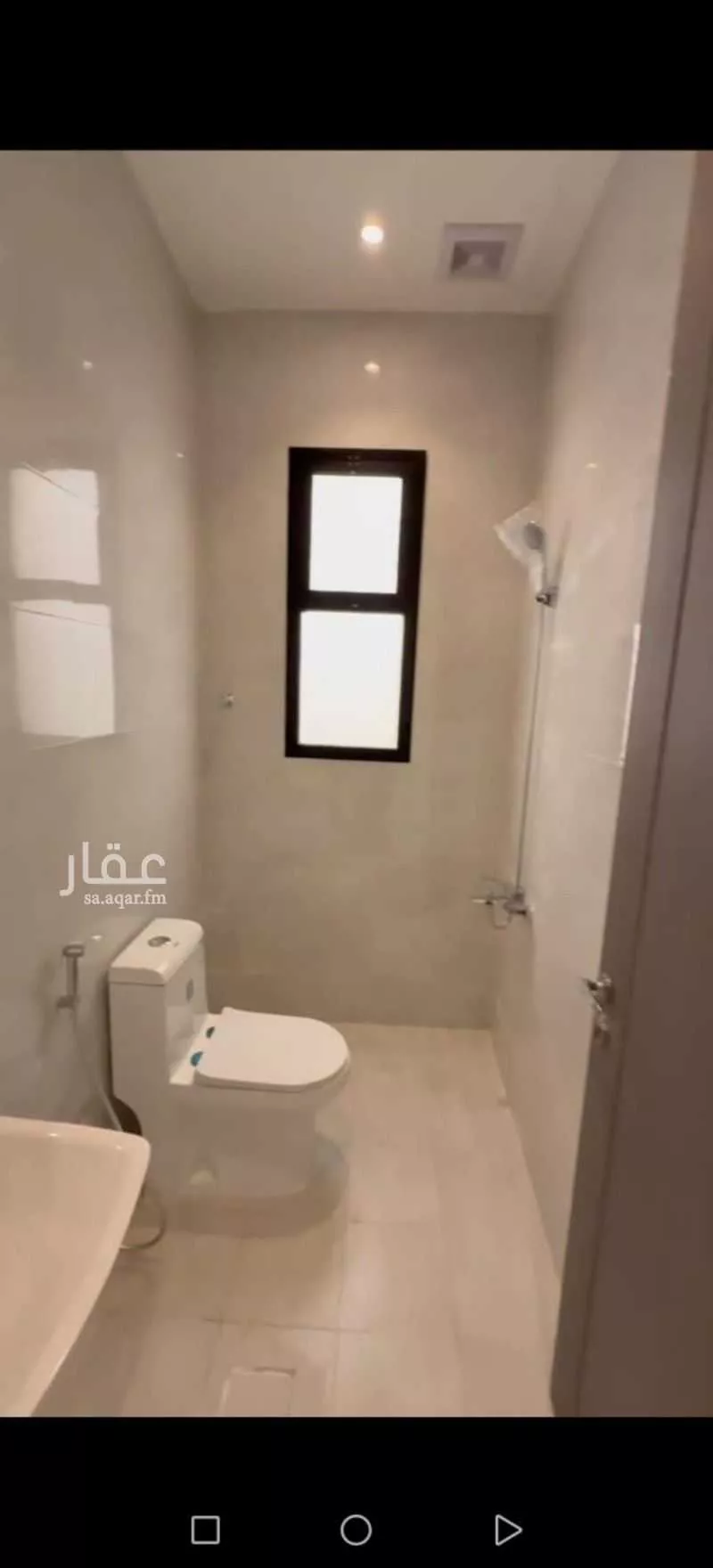 فيلا 5 غرف في ضاحية الملك فهد 3