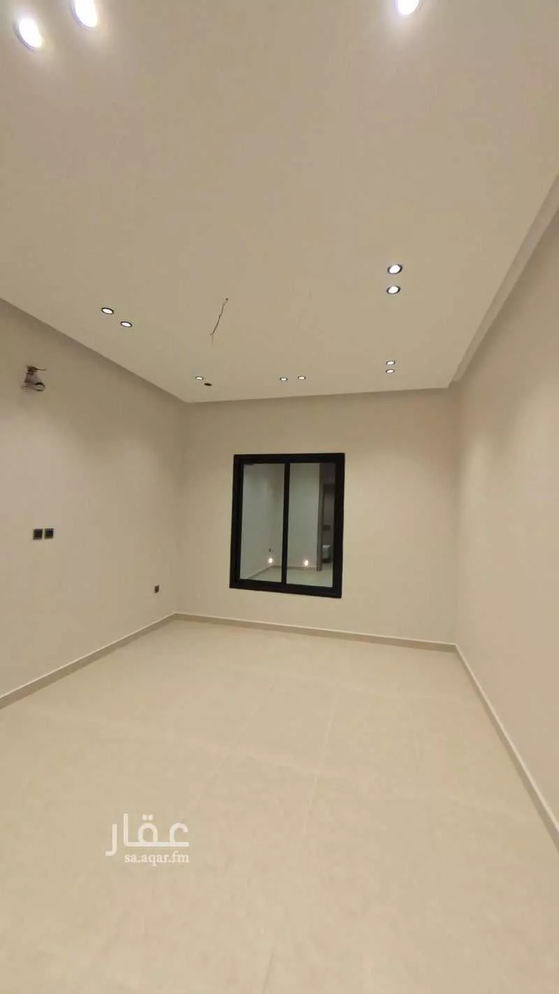 فيلا 6 غرف في احد 3