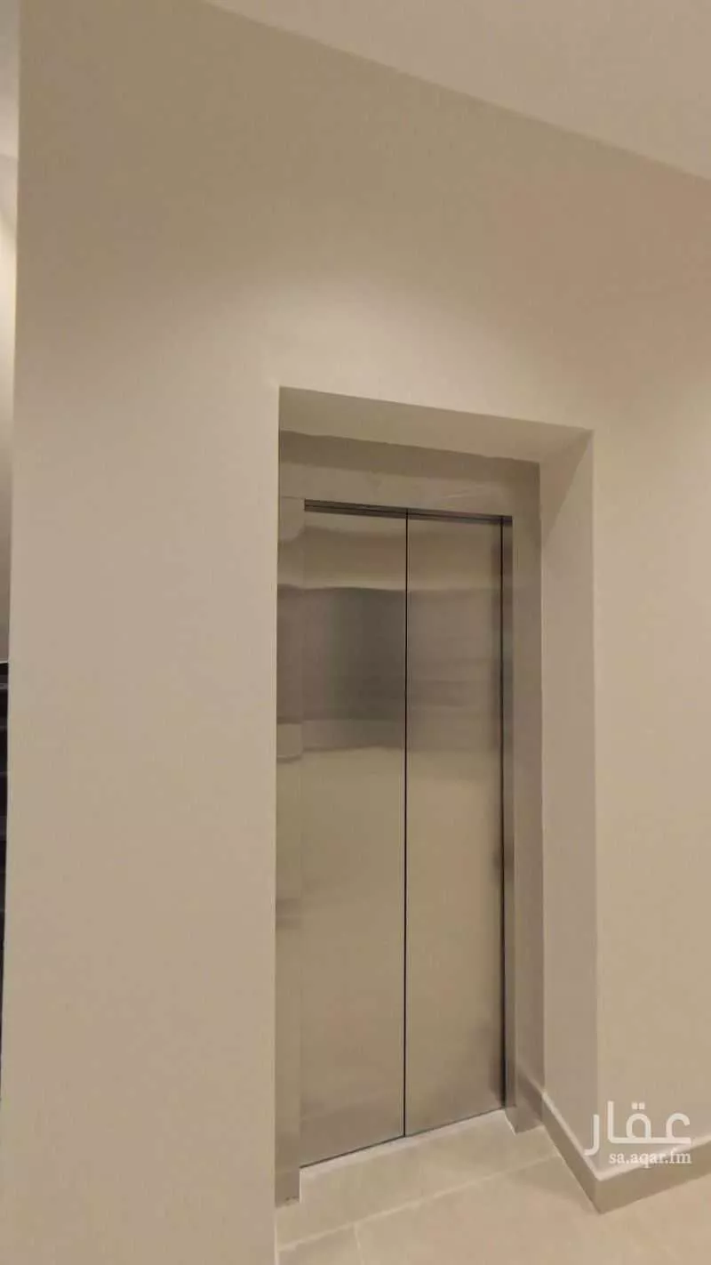 فيلا 6 غرف في احد 1