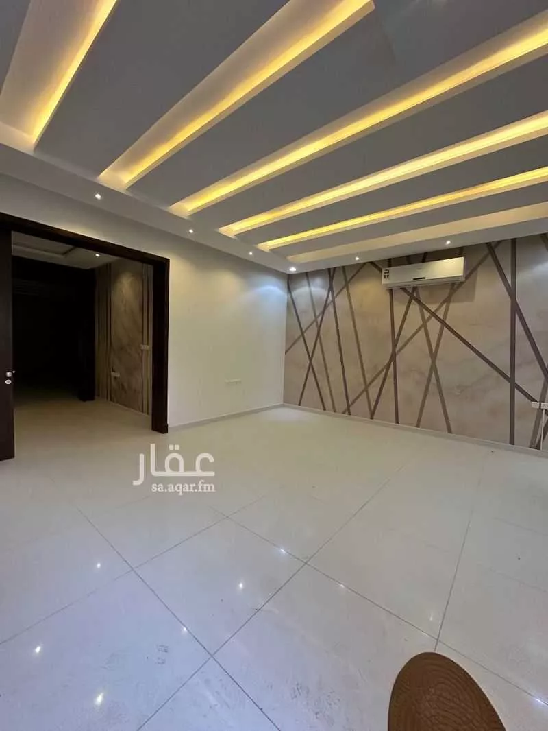 فيلا 5 غرف في النرجس 4