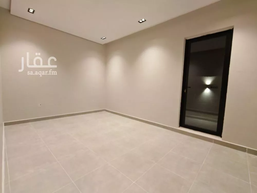 فيلا 5 غرف في الرمال 3