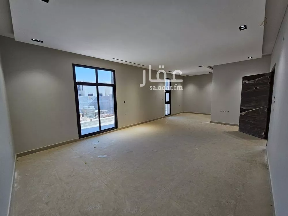 فيلا 5 غرف في الرمال 5