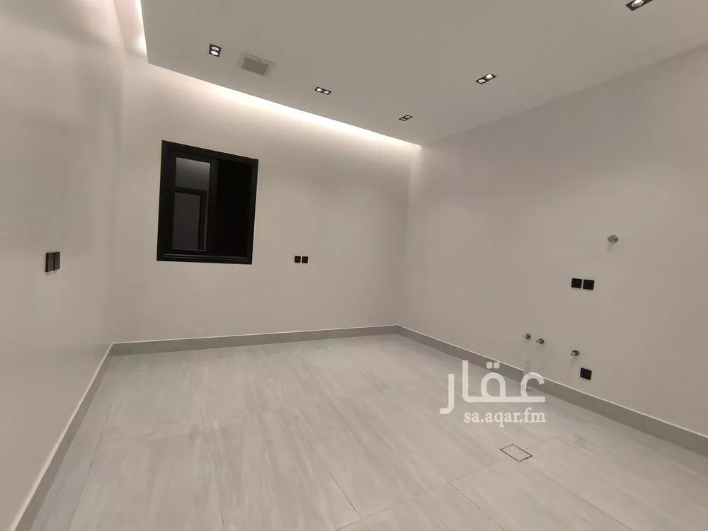 فيلا 4 غرف في الرمال 2