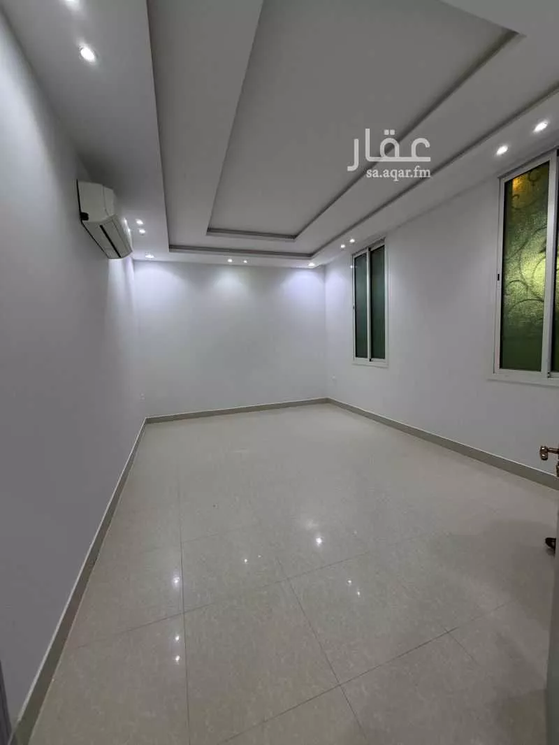 فيلا 5 غرف في الرمال 2