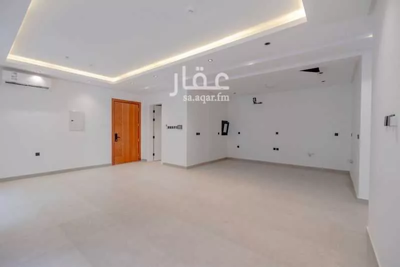 شقة 3 غرف في الرمال 5