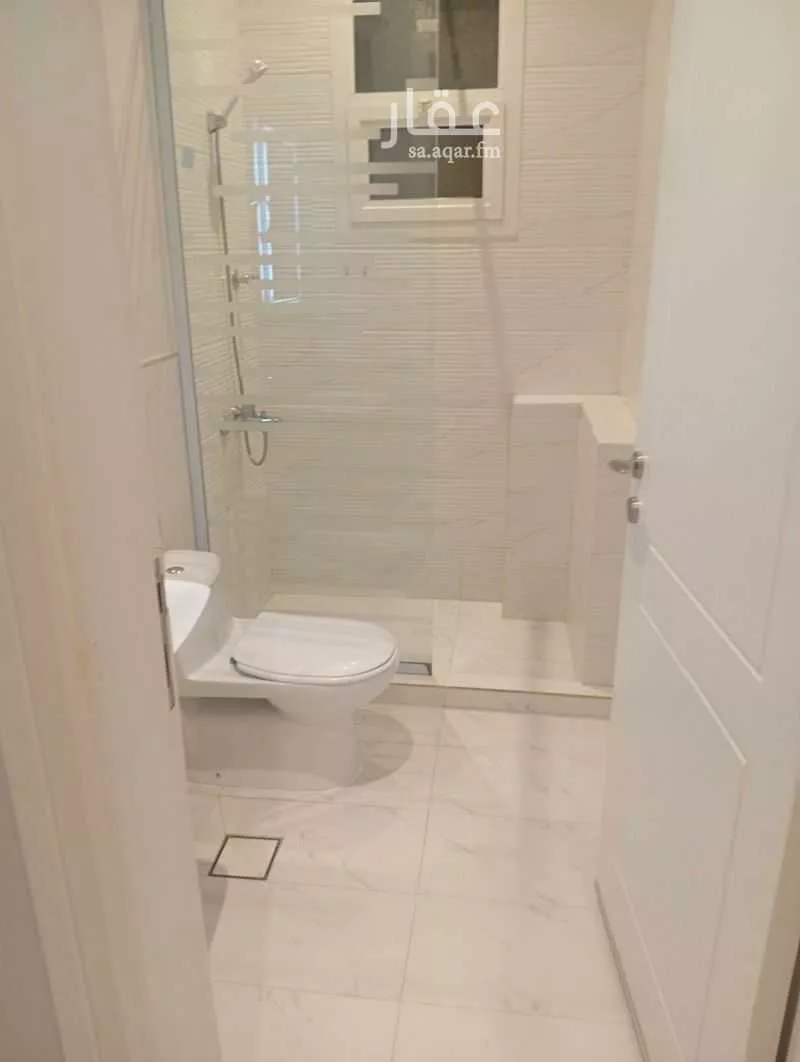 6 bedroom villa in Al Yasmin, Riyadh 5