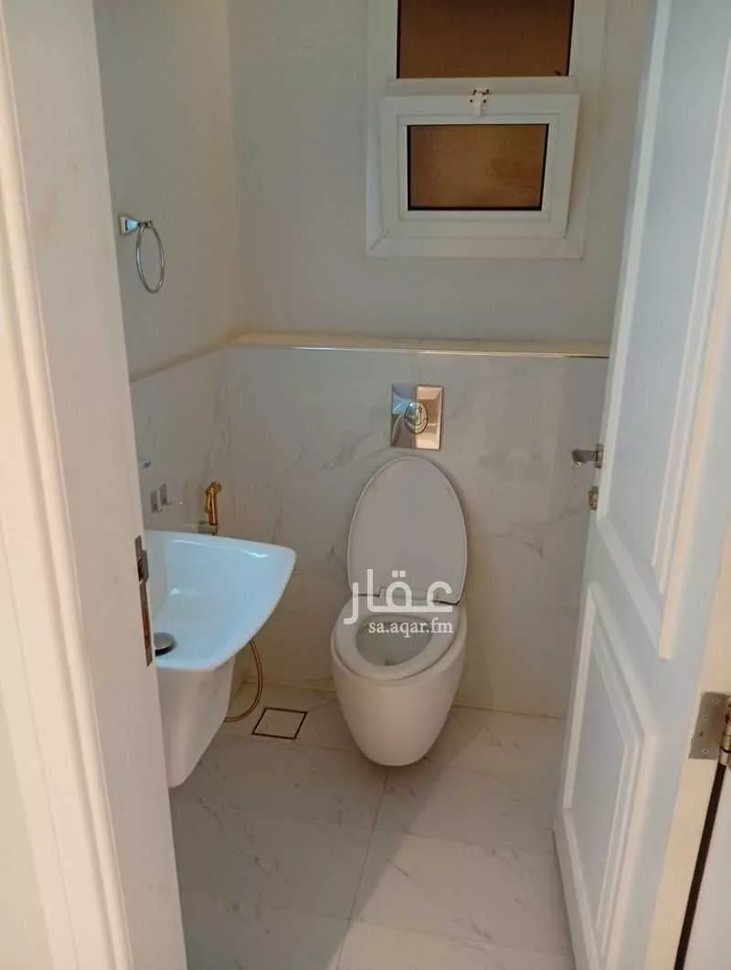 6 bedroom villa in Al Yasmin, Riyadh 9