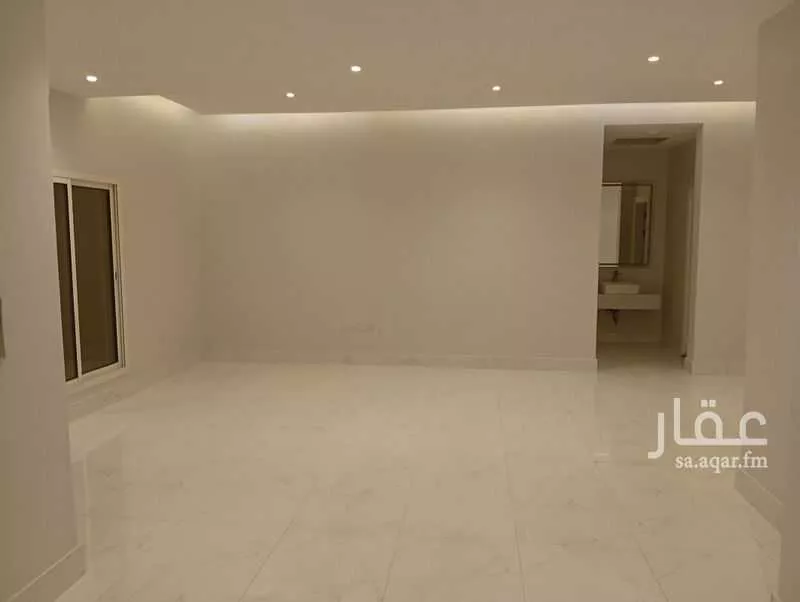 6 bedroom villa in Al Yasmin, Riyadh 15