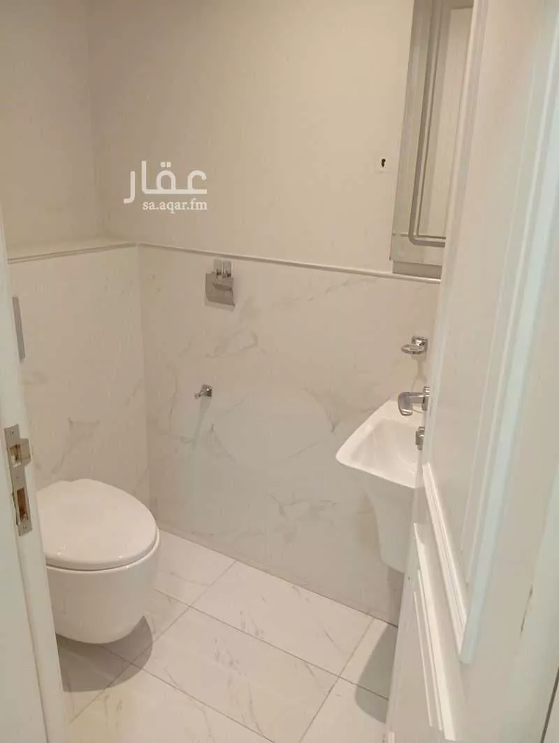 6 bedroom villa in Al Yasmin, Riyadh 16