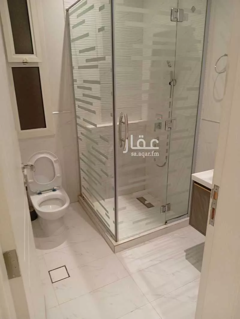 6 bedroom villa in Al Yasmin, Riyadh 6