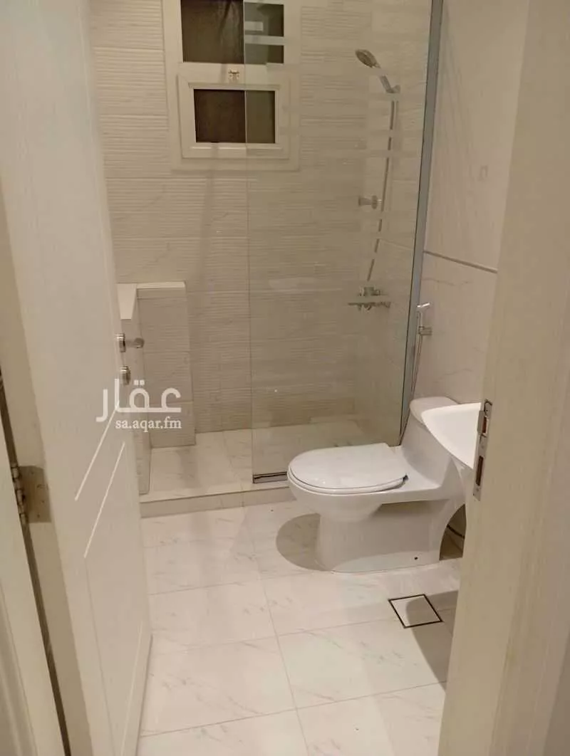 6 bedroom villa in Al Yasmin, Riyadh 7