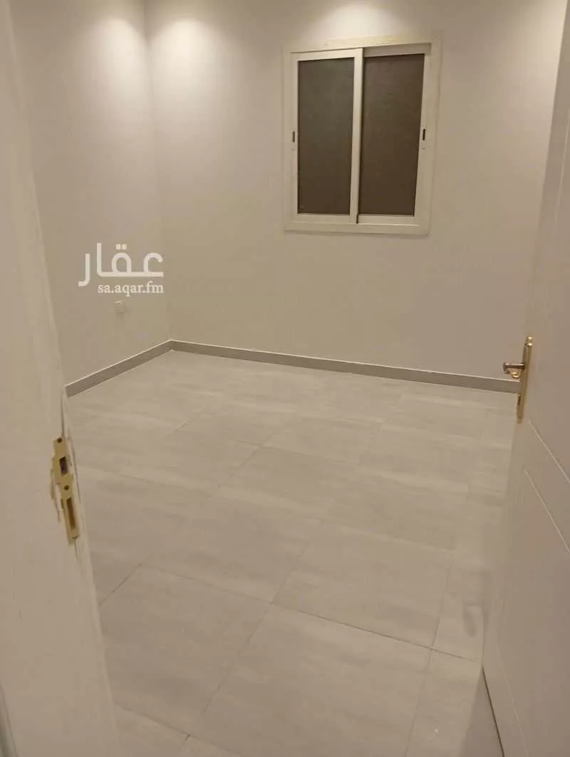 6 bedroom villa in Al Yasmin, Riyadh 28