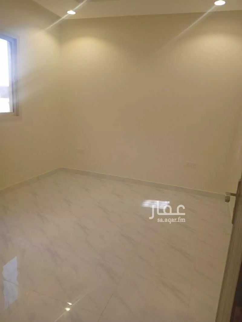 5 bedroom floor in Al Aridh 4
