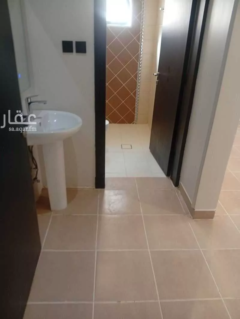 دور 5 غرف في الياسمين 5