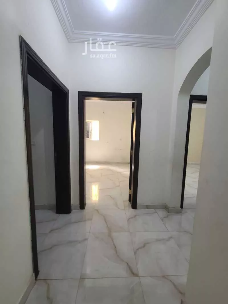 شقة 4 غرف في السنابل 1