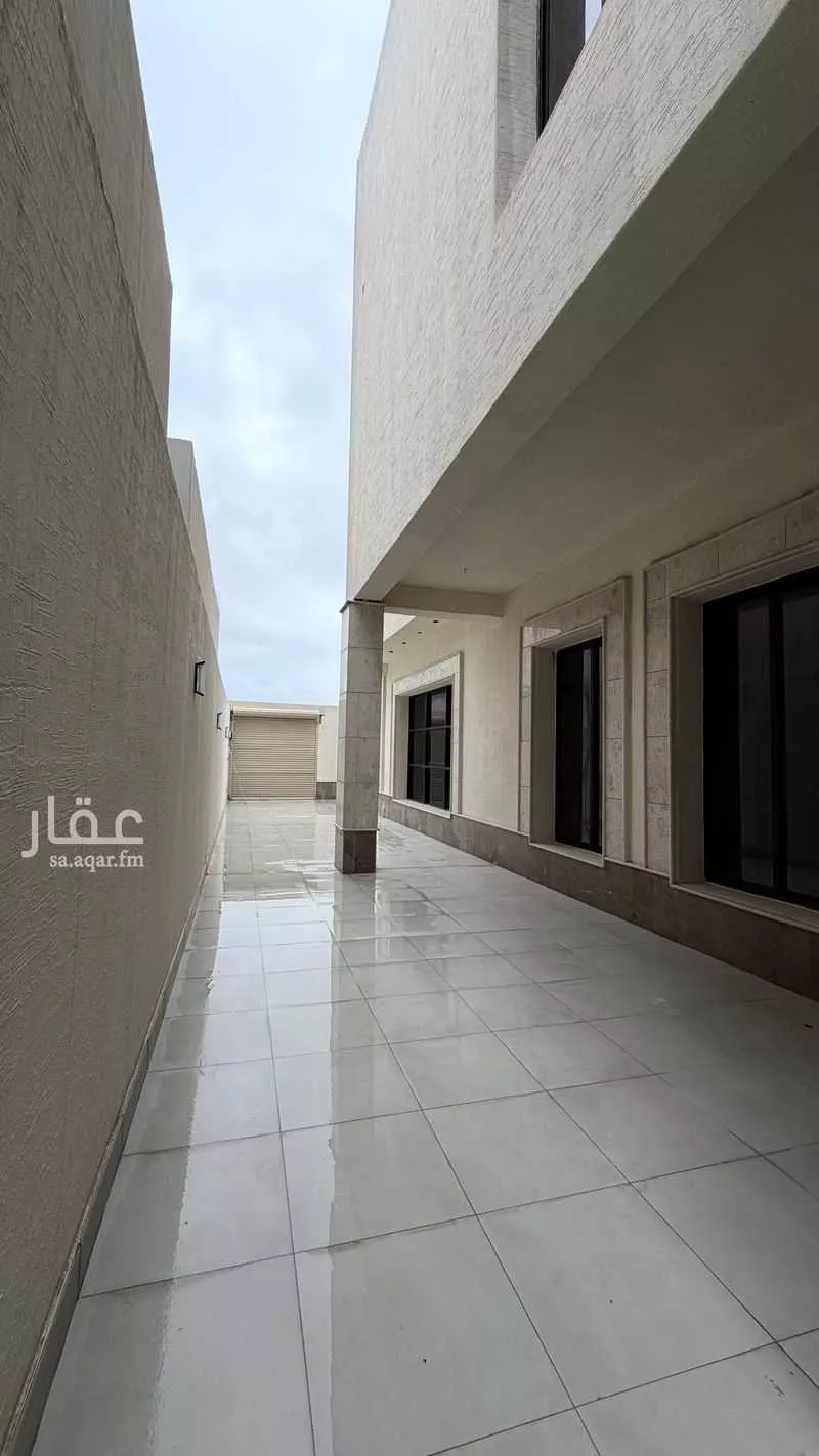 فيلا 6 غرف في النرجس 4