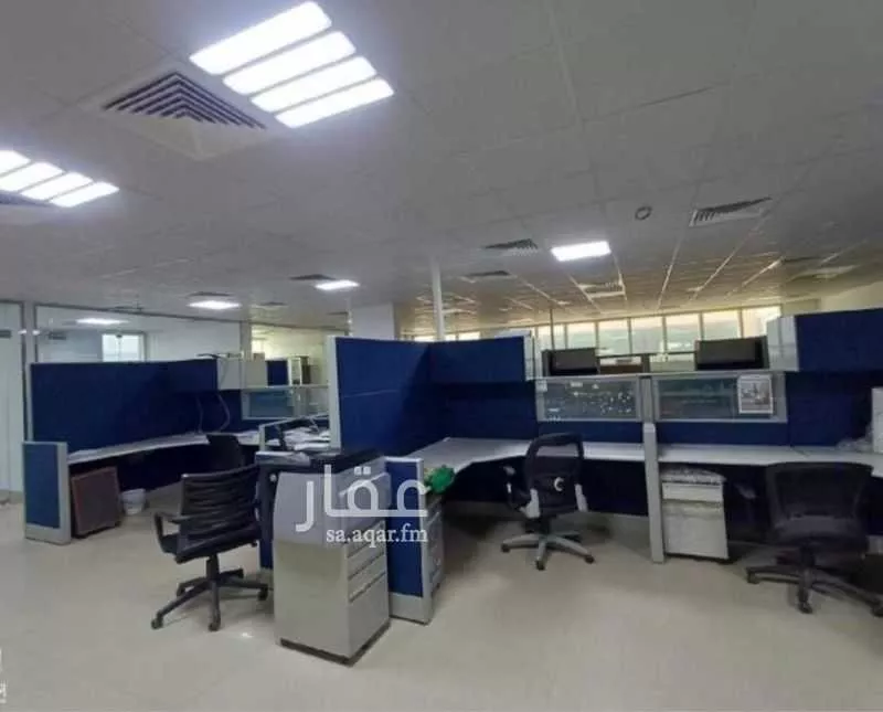 محل 2488 م² في المصيف 2