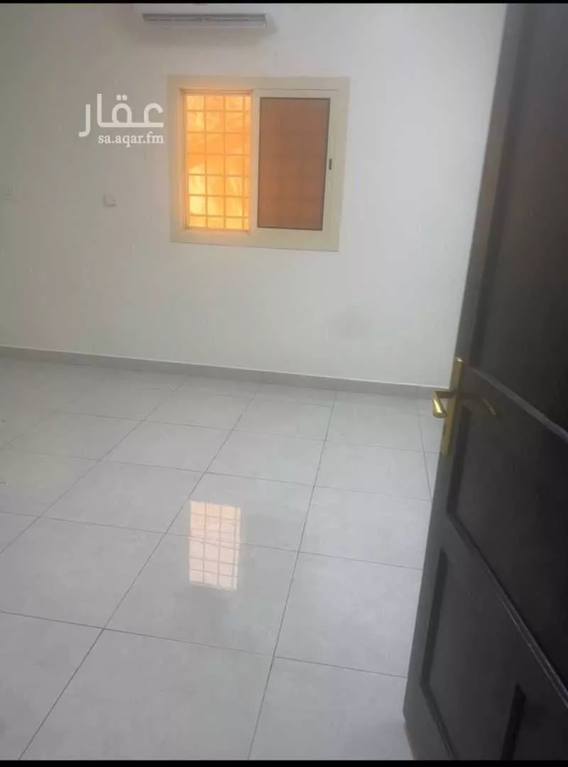 شقة 4 غرف في ابو كبير 1