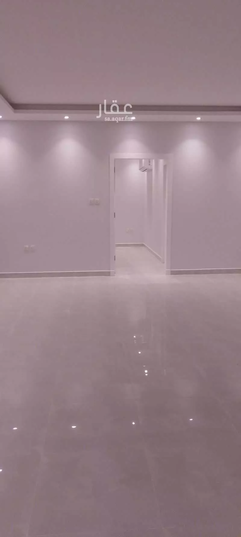 فيلا 16 غرف في النخيل 4