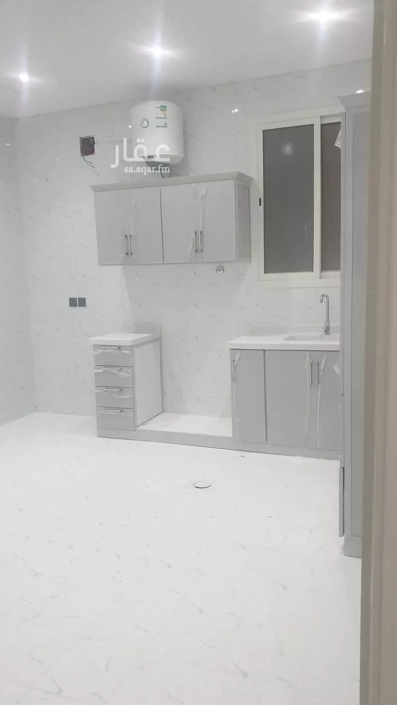 دور 12 غرف في الملقا 3