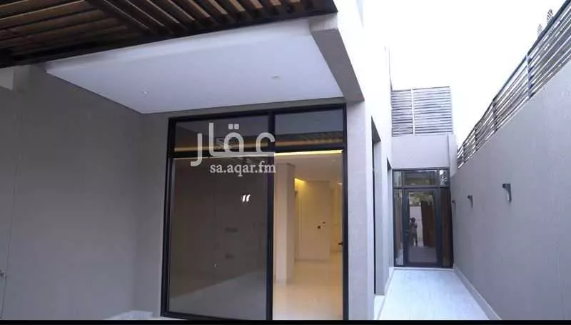 6 bedroom villa in Al Olaya, Riyadh 8