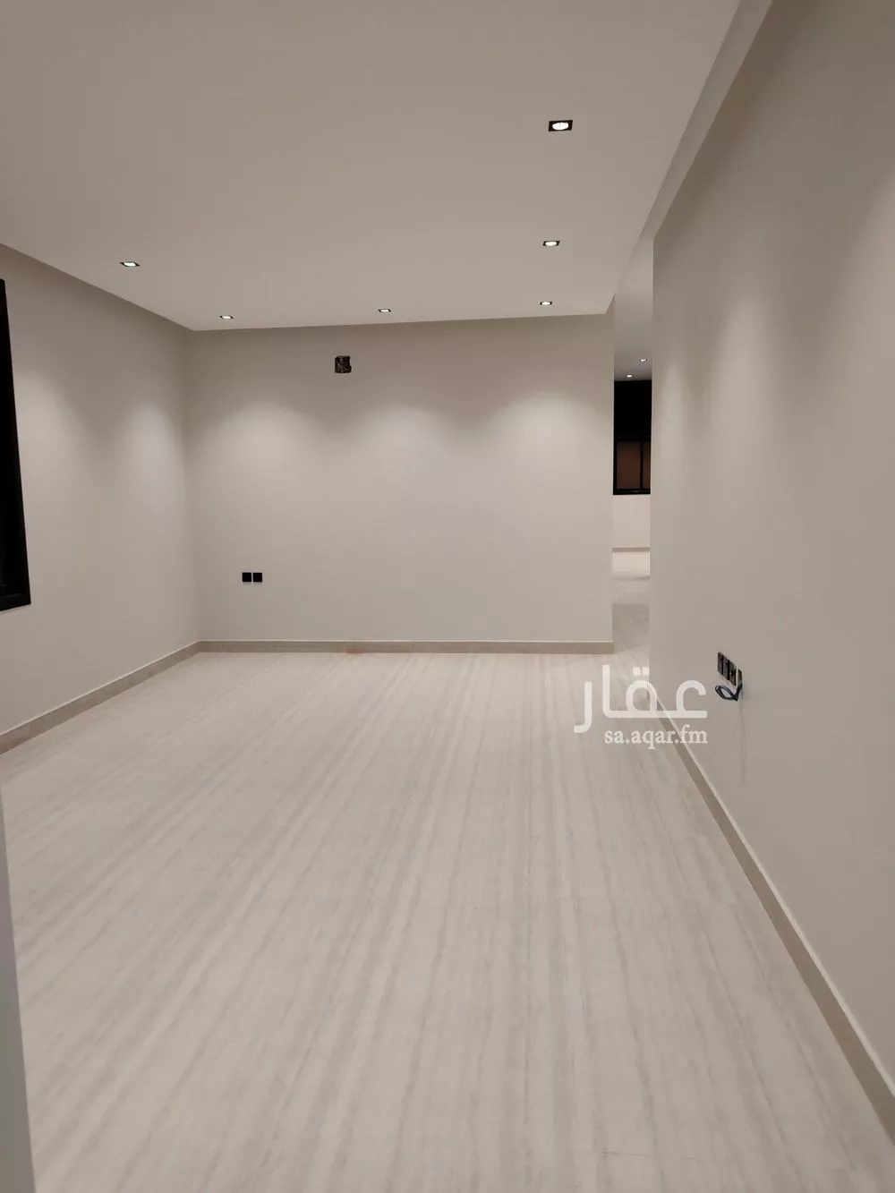 4 bedroom floor in Al Aridh 4
